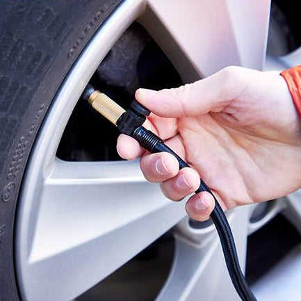Ben je op zoek naar accessoires voor elektrische auto's? Bij GreenCarGear hebben we alles, van autoverzorgingsproducten, laders voor elektrische auto's, accessoires voor thuis opladen van elektrische auto's, en meer. Je vindt hier alle Tesla-accessoires, VW ID 4-accessoires en Ford Mustang Mach E-accessoires.