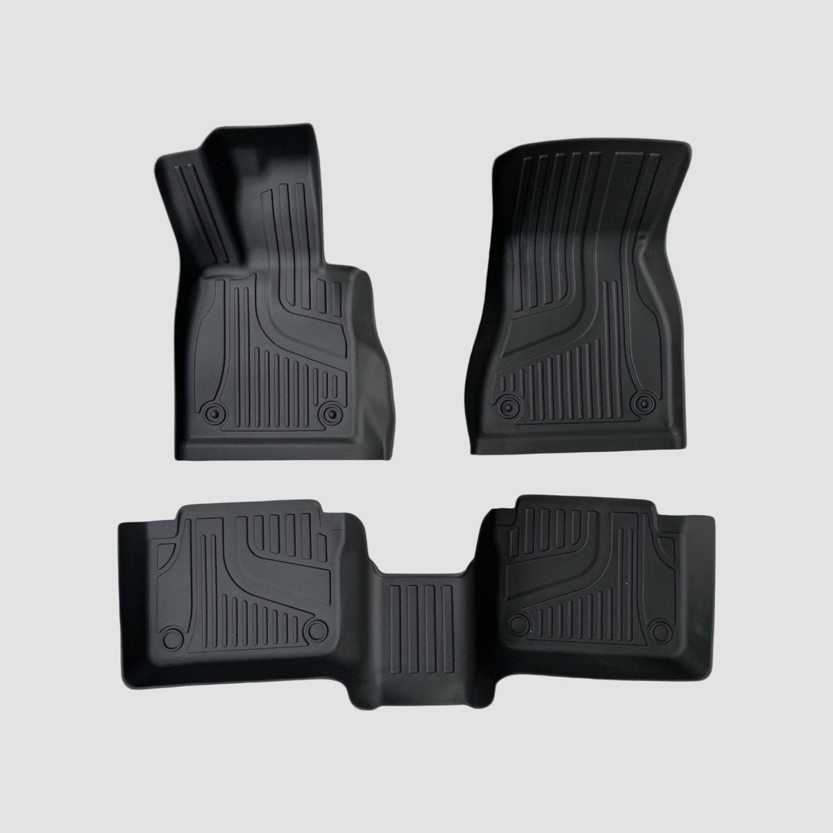All Weather vloermatten set voor BMW i5 in zwart rubber met perfecte pasvorm.