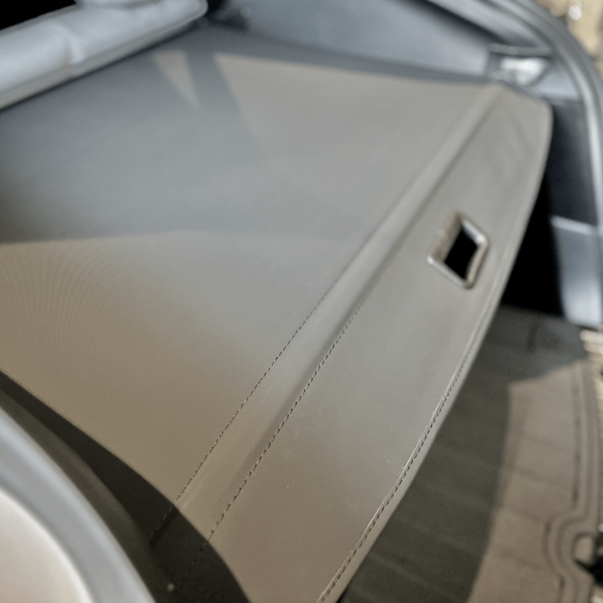Kofferbakafdekking/rolgordijn voor Tesla Model Y