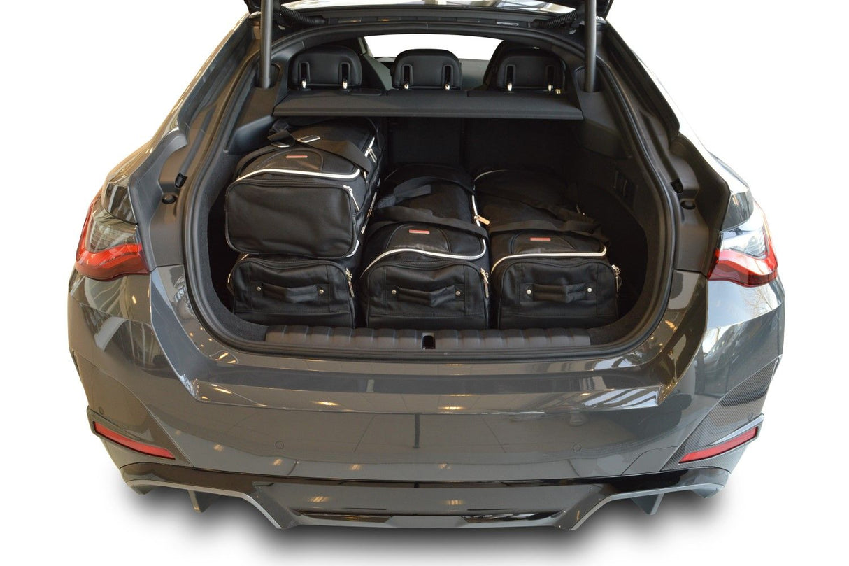 Car-Bags complete tas set op maat gemaakt voor de kofferbak van BMW i4.