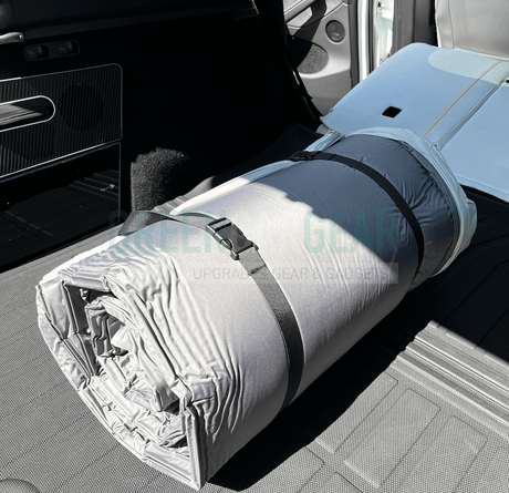 Ben je op zoek naar accessoires voor elektrische auto's? Bij GreenCarGear hebben we alles, van autoverzorgingsproducten, laders voor elektrische auto's, accessoires voor thuis opladen van elektrische auto's, en meer. Je vindt hier alle Tesla-accessoires, VW ID 4-accessoires en Ford Mustang Mach E-accessoires.