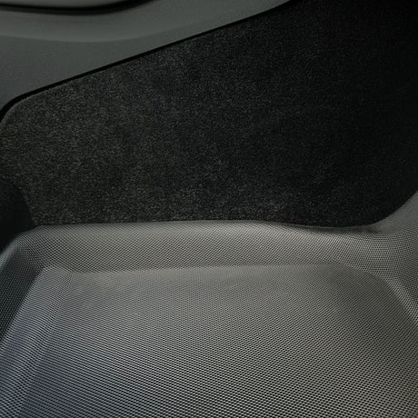 GCG MAX 3D All Weather vloermat voor Tesla Model 3 Highland, detail dichtbij.