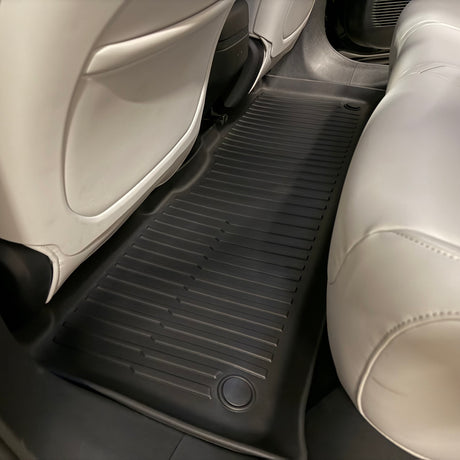 All-weather matten set in zwart TPE rubber, perfecte pasvorm voor de XPENG G6.