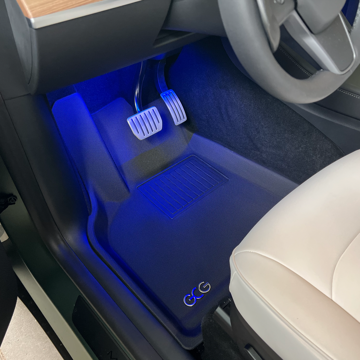 LED-licht onder de stoelen - vele kleurcombinaties