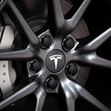 Aero Wielkapset voor Tesla wielen met centrumkap en moerdoppen.