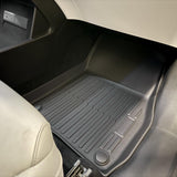 All Weather vloermatenset voor XPENG G6, toont perfecte pasvorm.