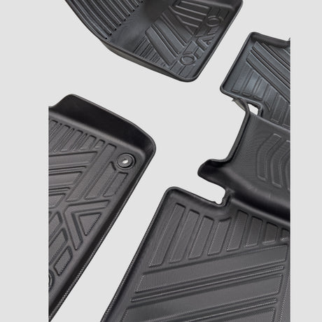 XPENG P7 3D All Weather matten in zwart TPE rubber
