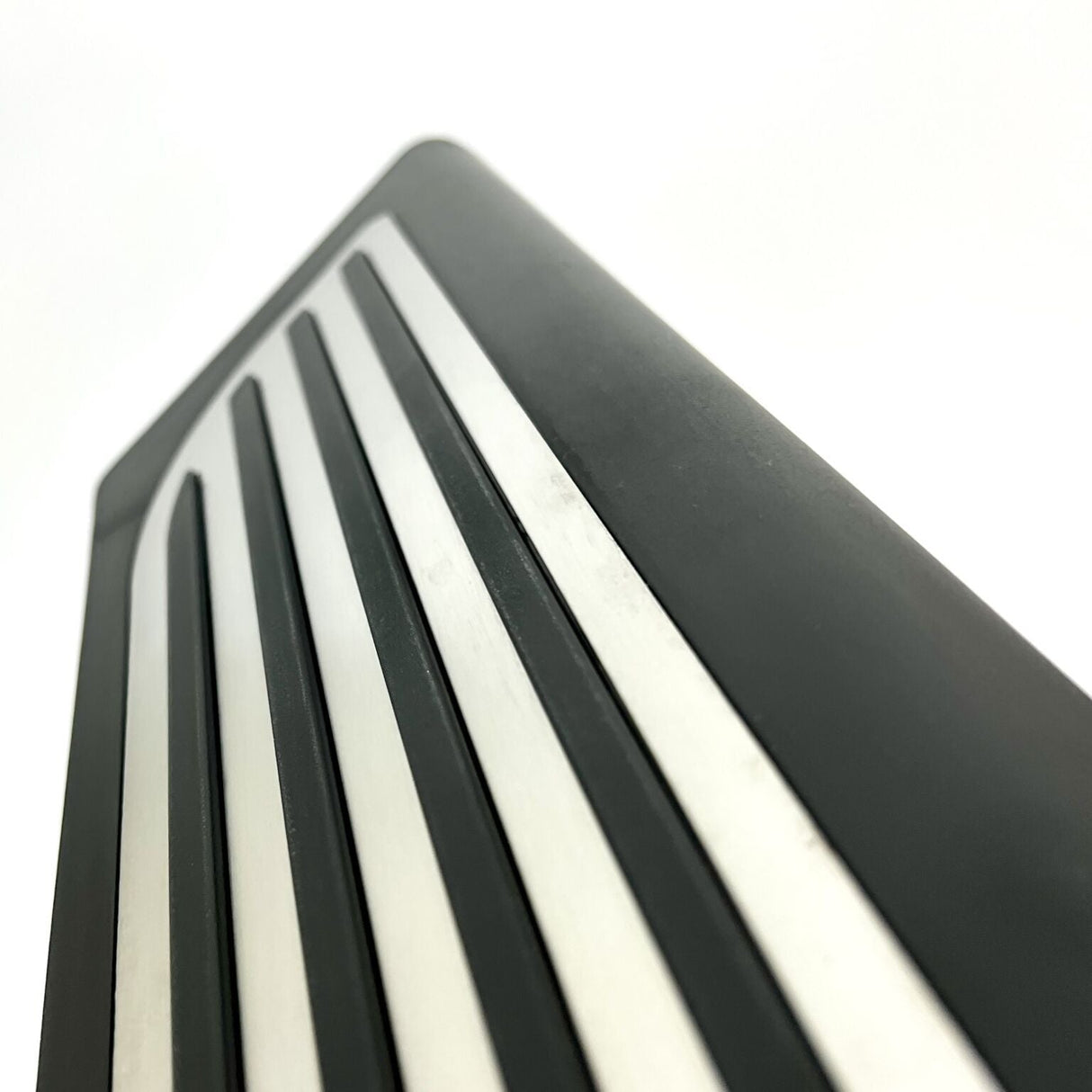 Voetsteun in glanzende aluminium finish voor Tesla 3/Y