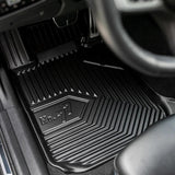 Sort Frogum No. 77 gummimåtte monteret i førerens fodrum – samme type som til Hongqi H9 2020-
