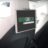 Tablet/telefoonhouder gemonteerd aan de achterkant van een autostoel.