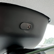 Een camerabehuizing die in je Tesla kan worden geplaatst, gemonteerd.